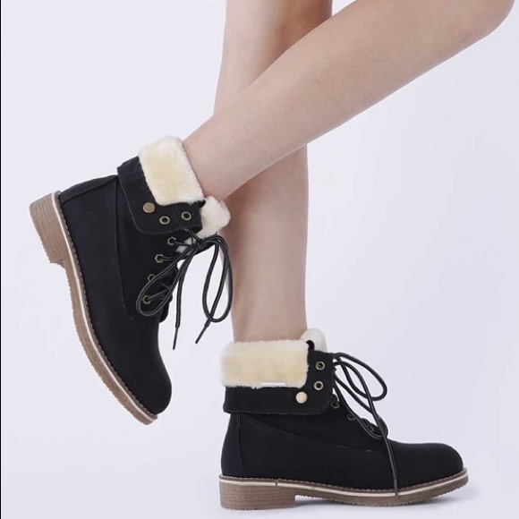 Dream Pairs lace-up boots - Picture 2 of 11